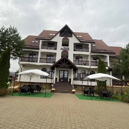 Elegance Affittacamere 4*
